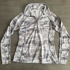 UA Light Grey Smokey Patterned Quarter Zip Pullover Heat Running Shirt L